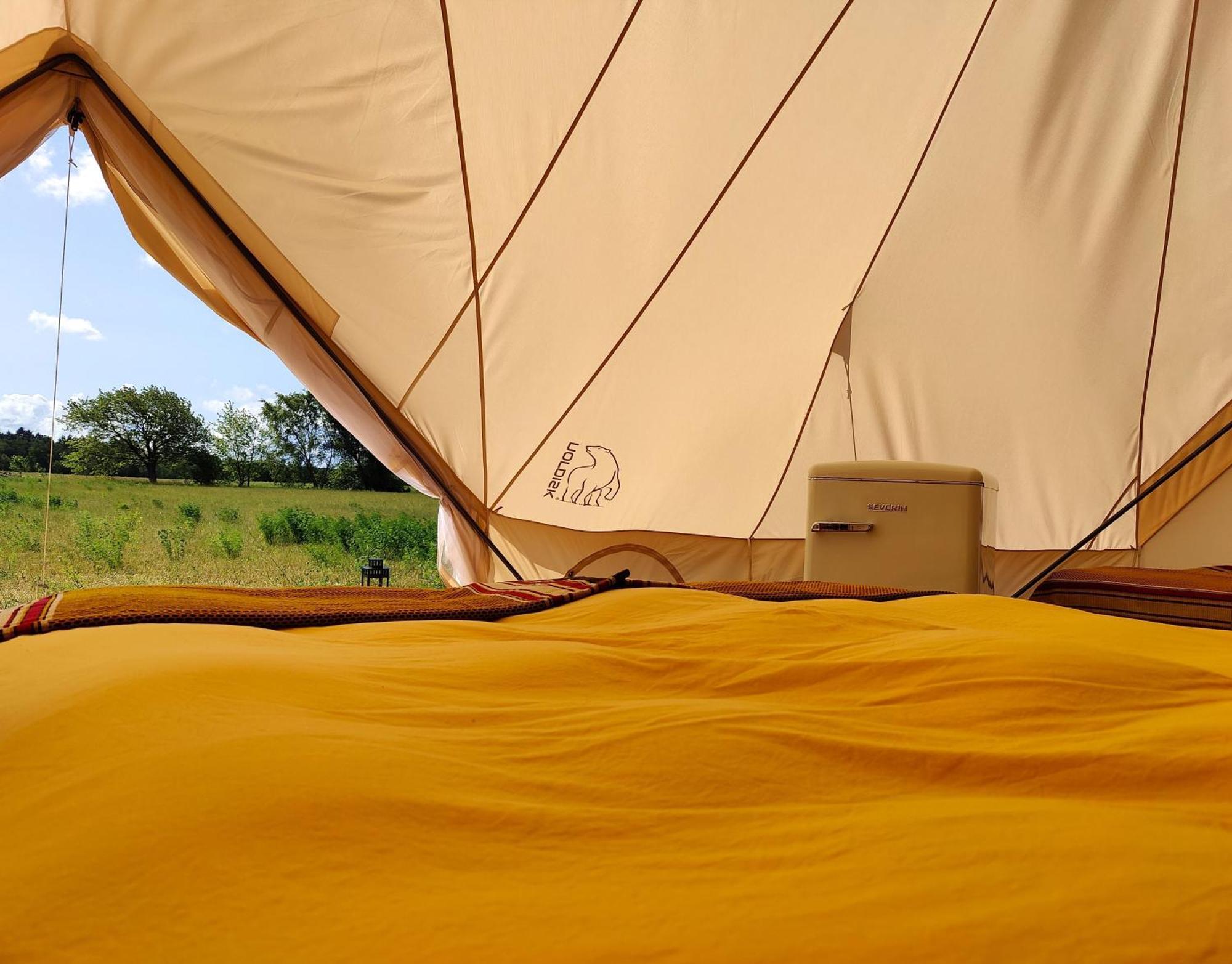 Under Canvas Bornholm Ostermarie Exteriör bild