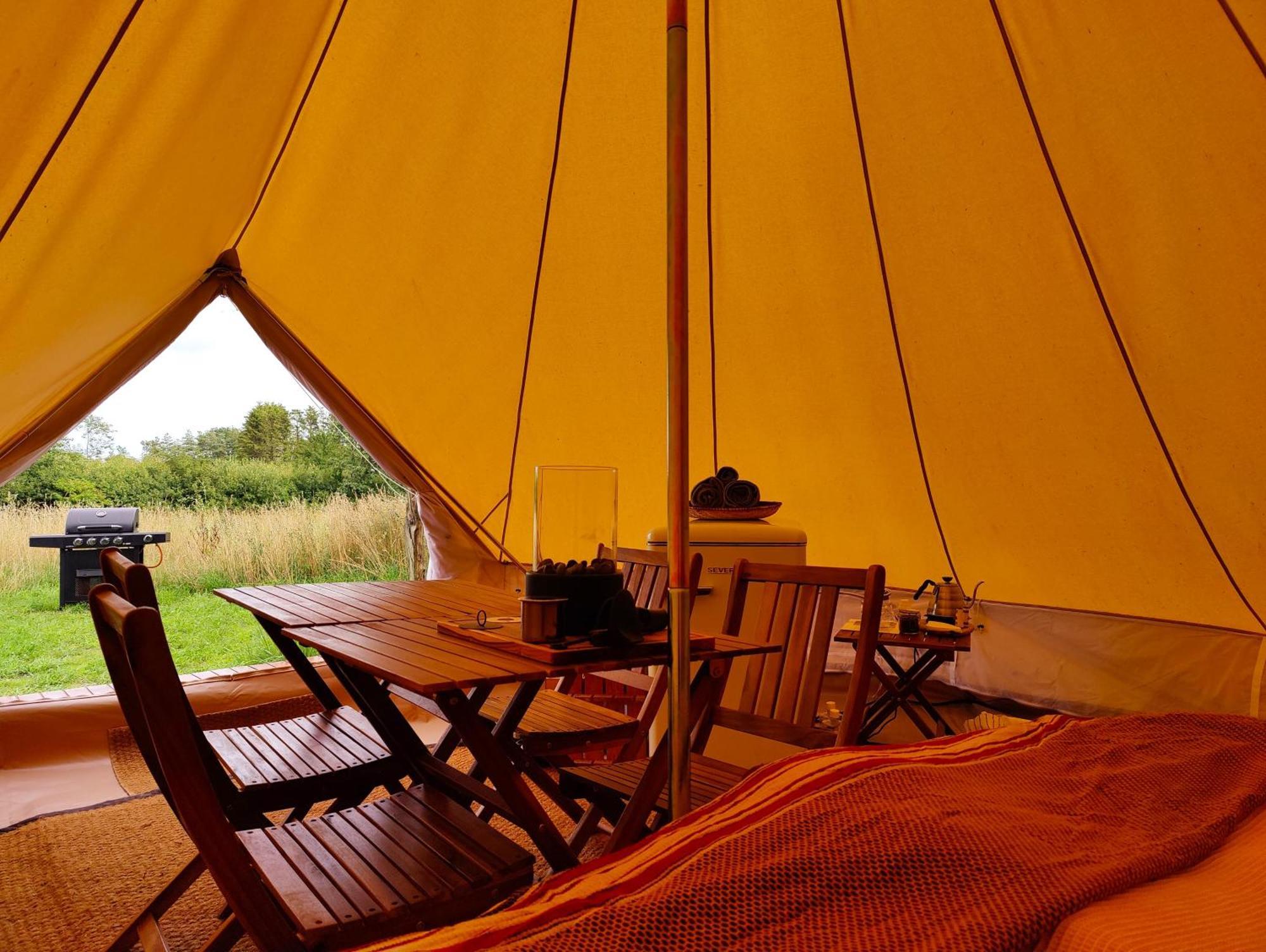 Under Canvas Bornholm Ostermarie Exteriör bild