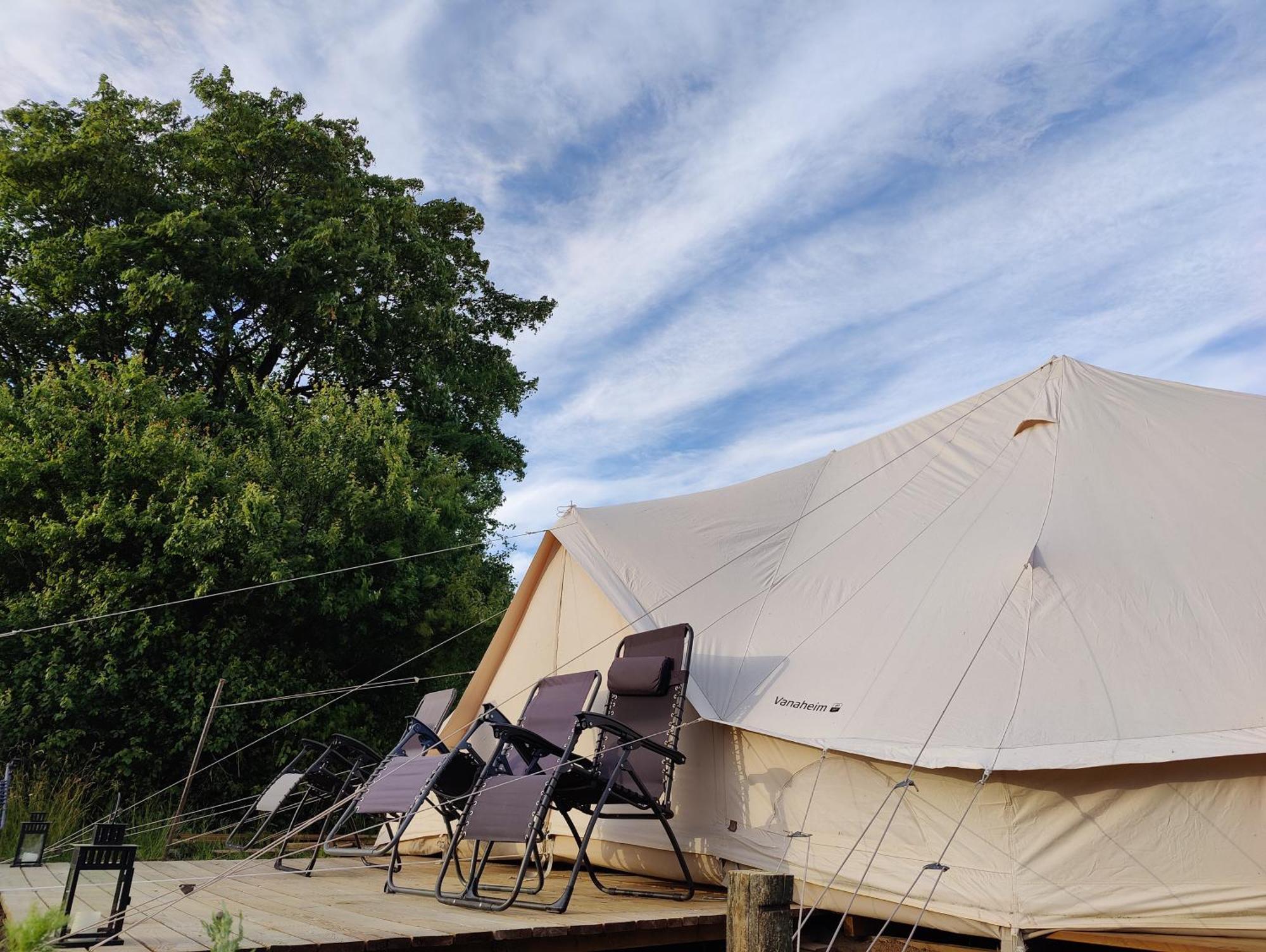 Under Canvas Bornholm Ostermarie Exteriör bild