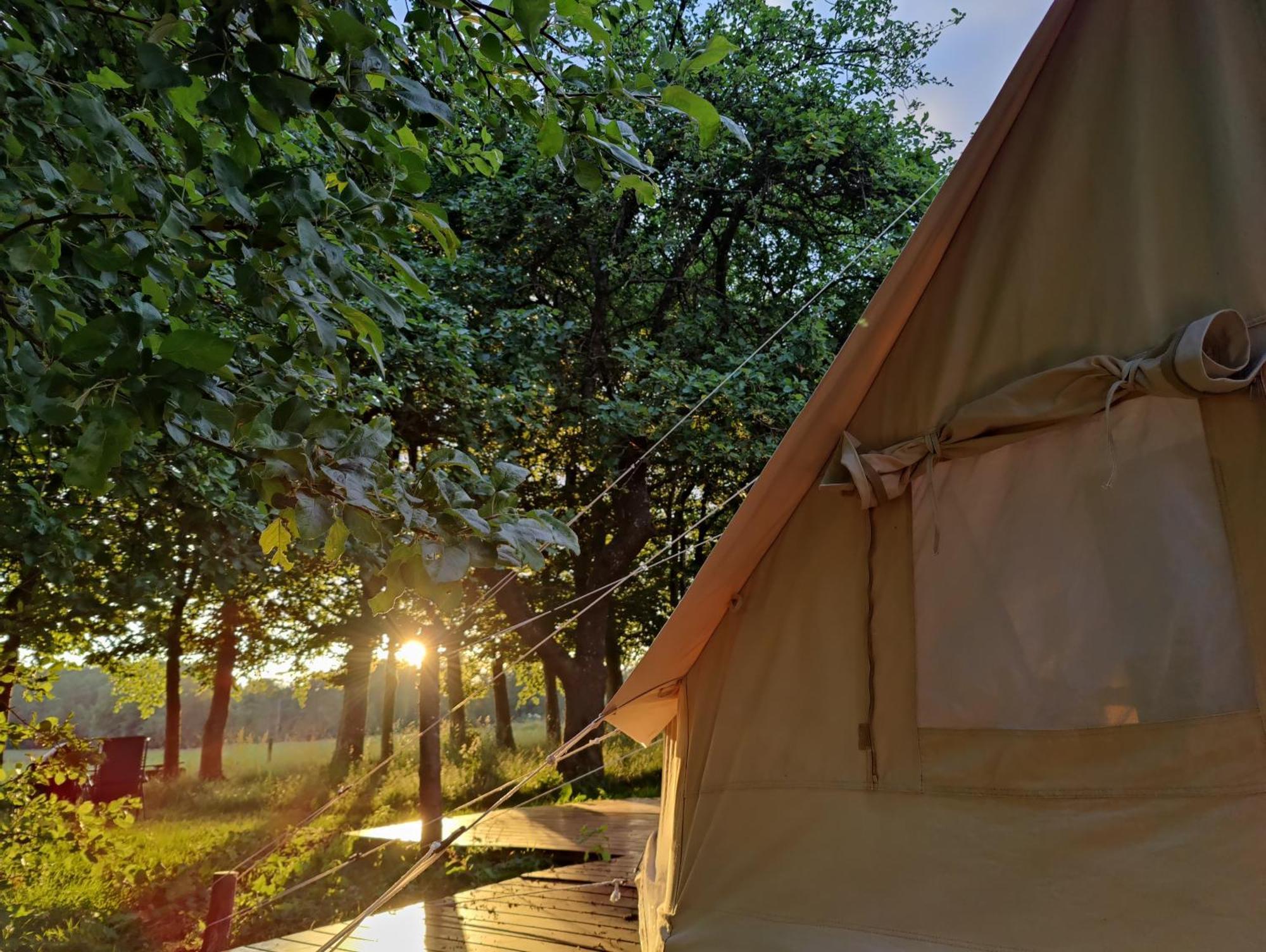 Under Canvas Bornholm Ostermarie Exteriör bild